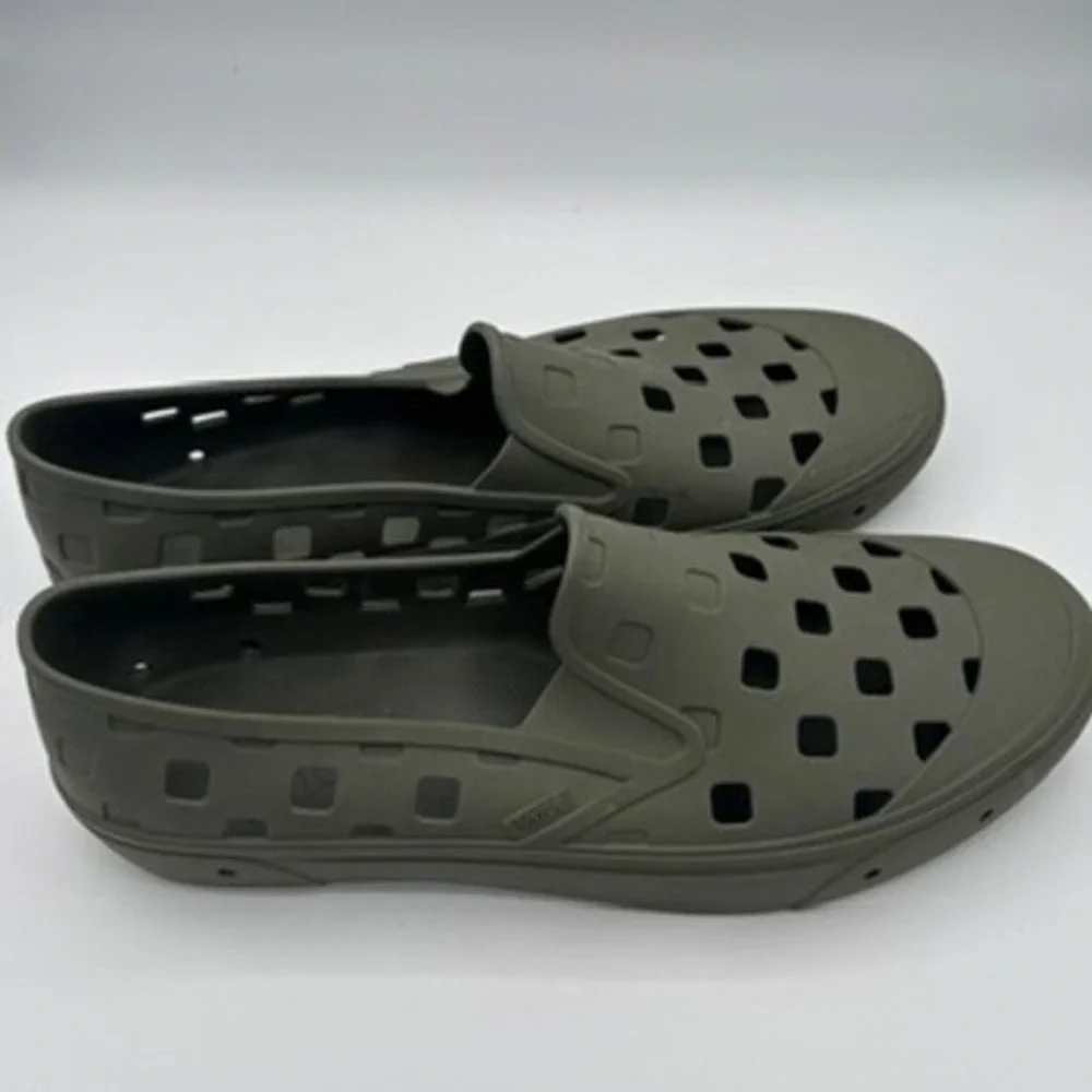 Vans Trek Slip-On Mens Sz 13 Grape Leaf Green Rubber Waffle Sole Water Shoes